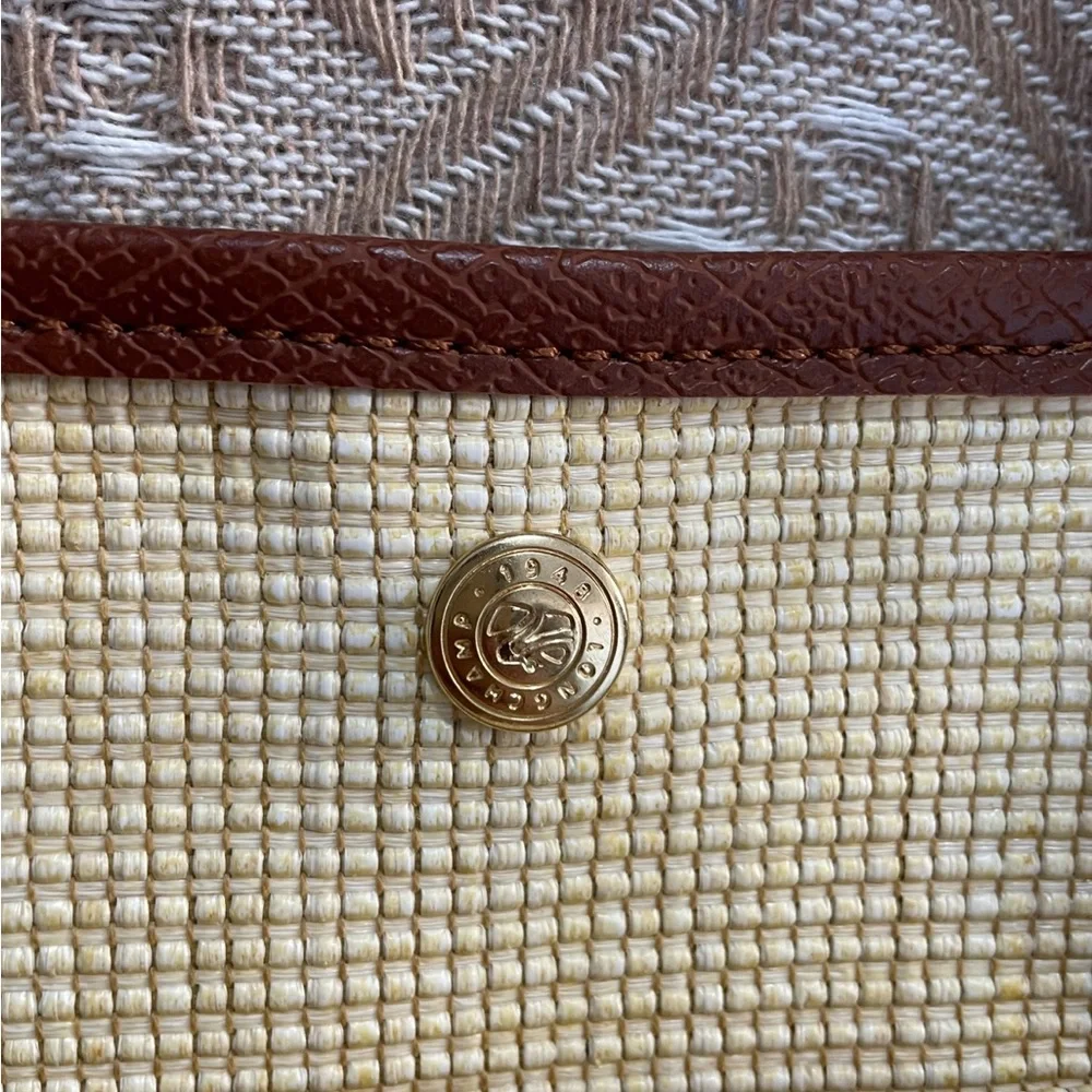 Longchamp Cream Woven Tote with Brown Horse Motif - Picture 5 of 11